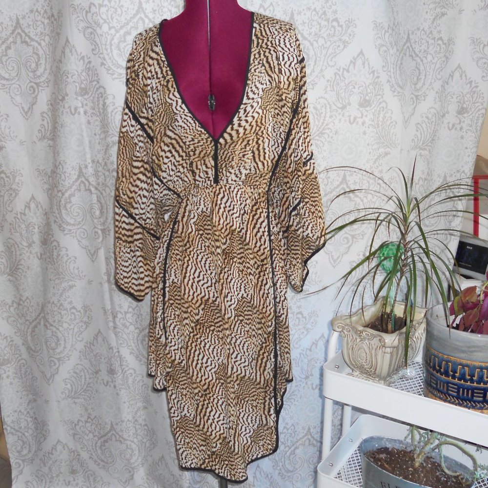 Vix Paula Hermanny M Hi Low Dress Wide Batwing Sleeves V-neck